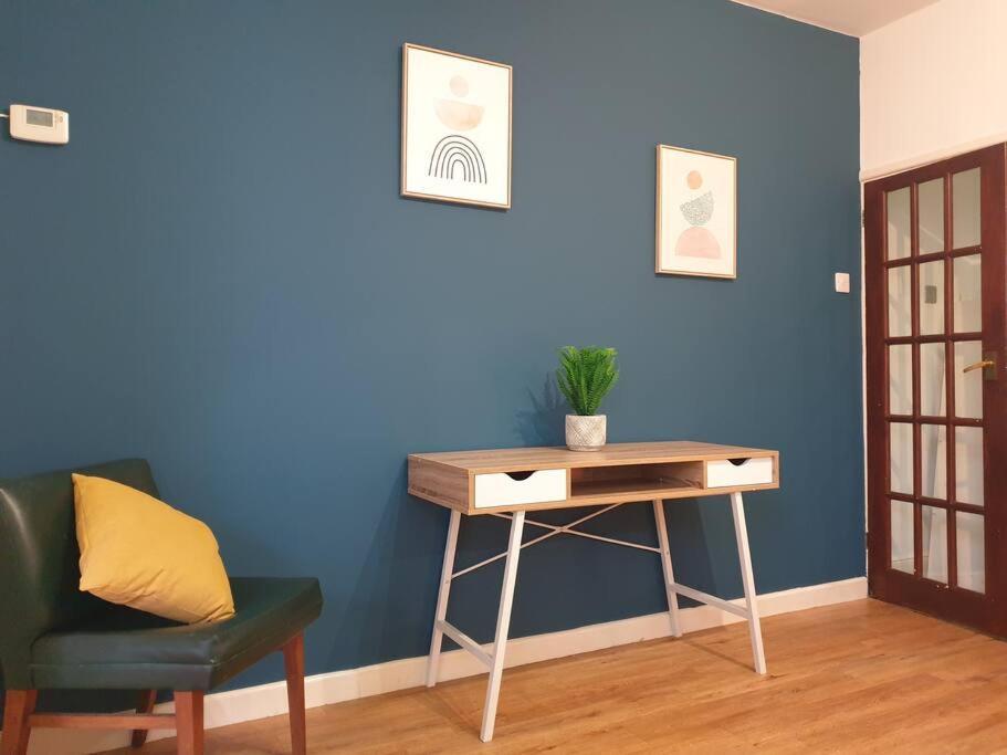 City Townhouse Close To Cafes And Restaurants Норвіч Екстер'єр фото