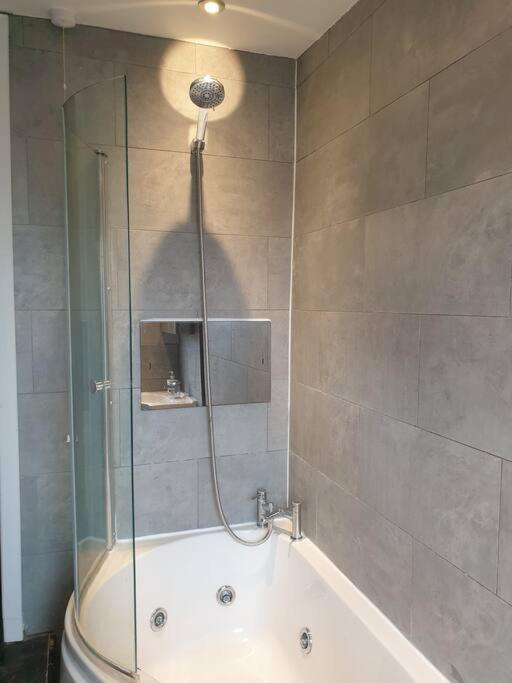 City Townhouse Close To Cafes And Restaurants Норвіч Екстер'єр фото